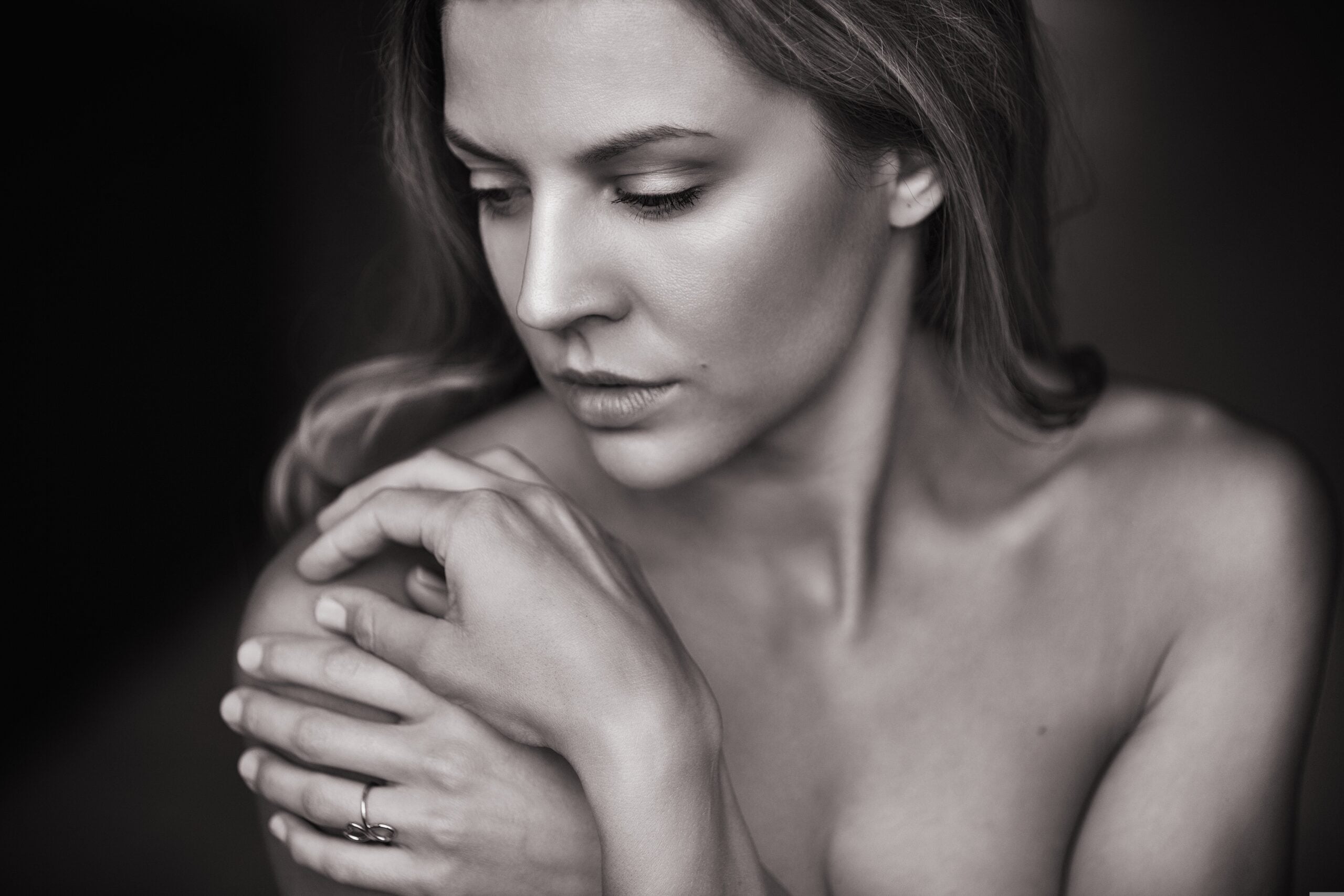 The confidence of smooth skin, perfected over decades. Exceptional results. Trusted by thousands. Smooth skin. Lasting results.